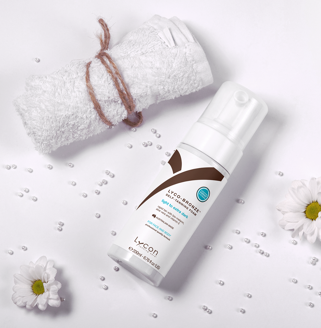 Lyco-Bronze Tanning Foam + 2 x Mitt - Retail