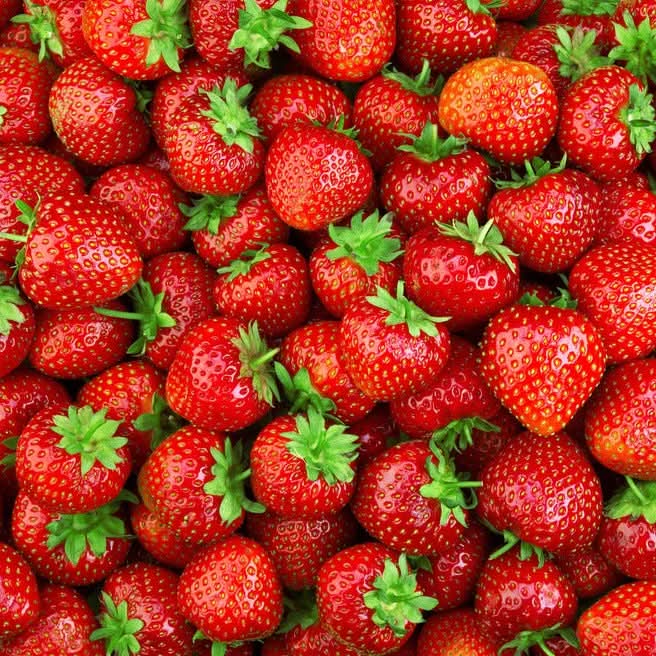 So Berry Delicious Strip Wax 800ml - Heater Friendly Jar for easy use
