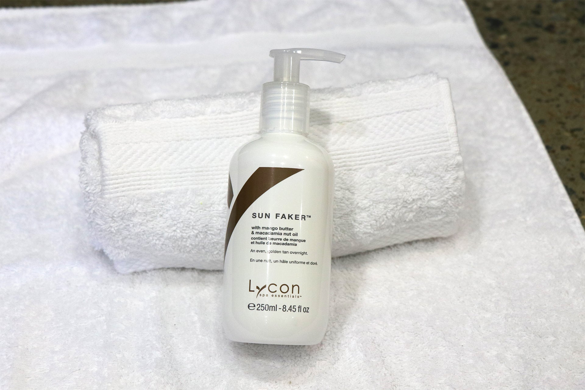 Lyco-Bronze Tanning Starter Kit for Professionals
