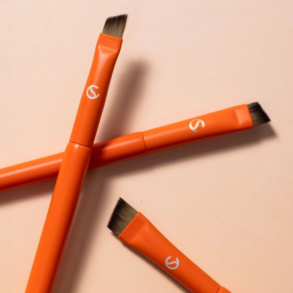 Medium Angled Brow Brush